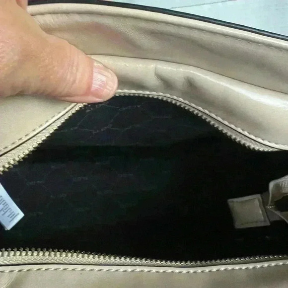 Also Spring Floral Purse with detachable coin bag - Picture 12 of 12